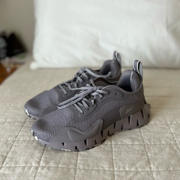 Reebok Athletic Shoes - Picture 3 of 6